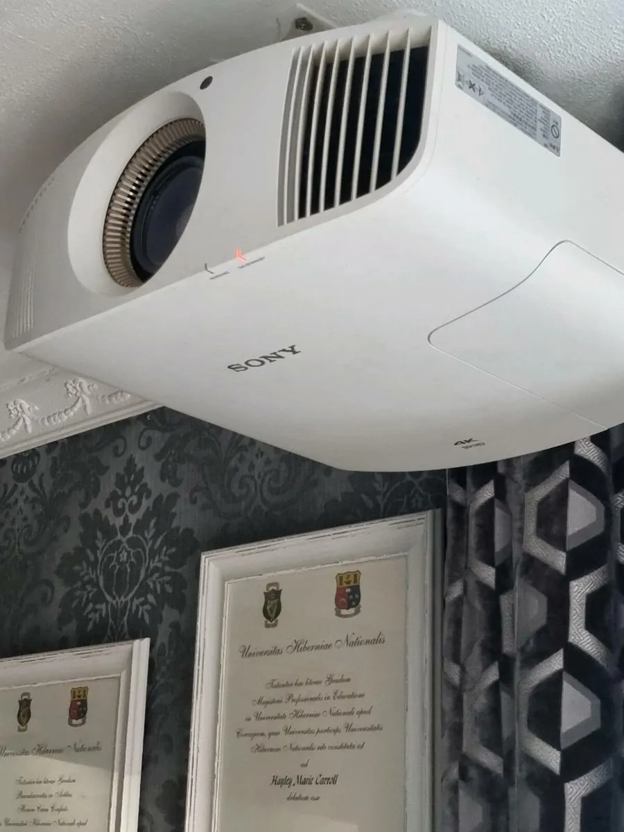 4k Sony Projector - Image 2