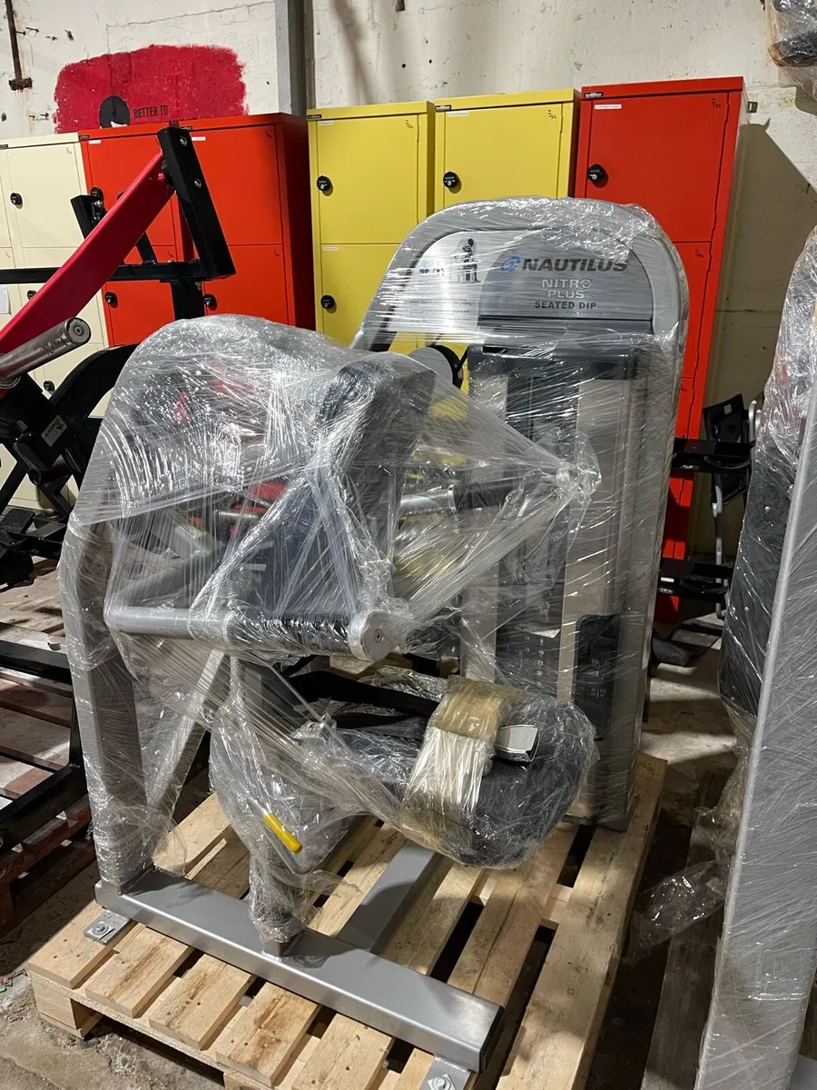 Nautilus Seated Dip - Image 2