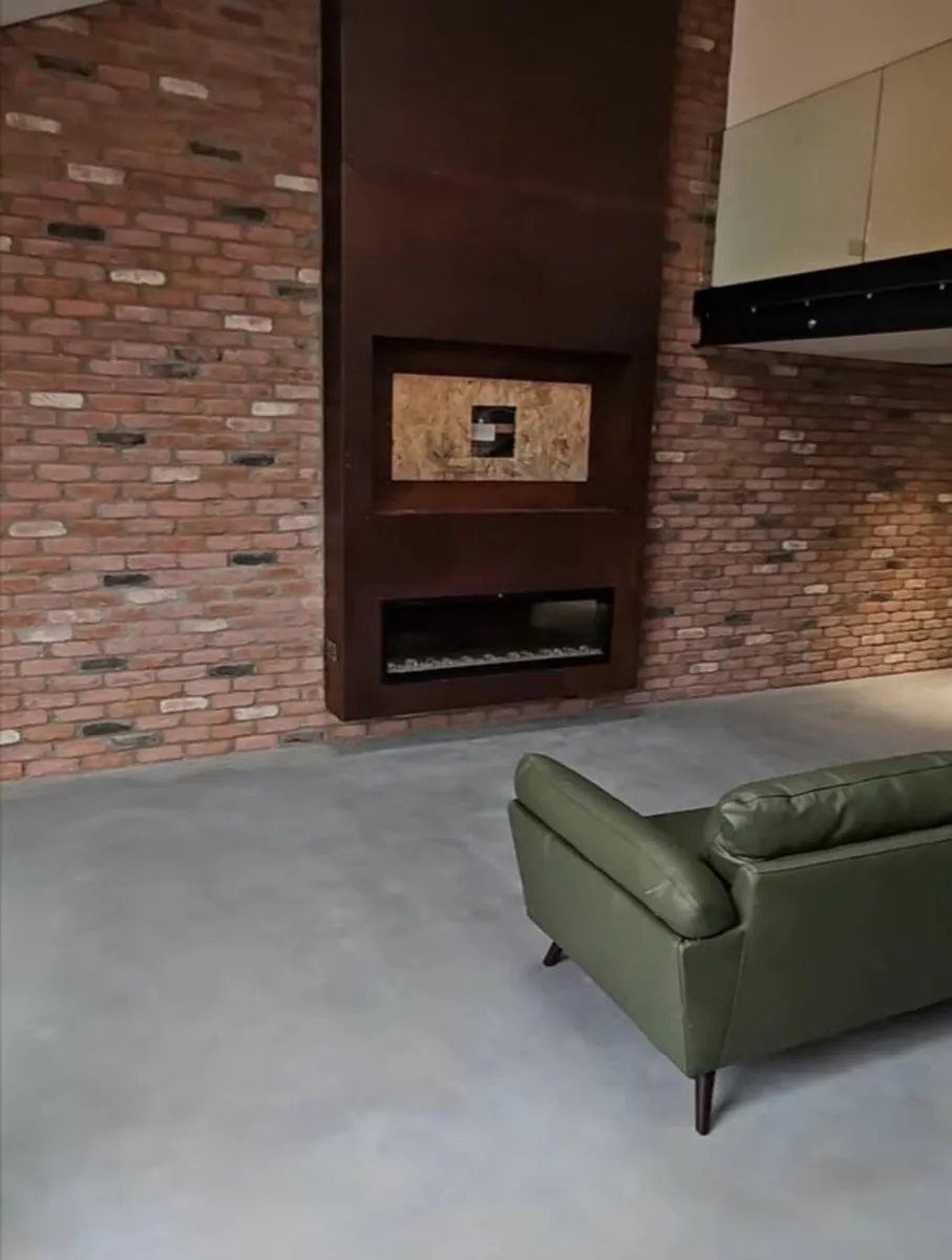 Quartz floors - Image 1