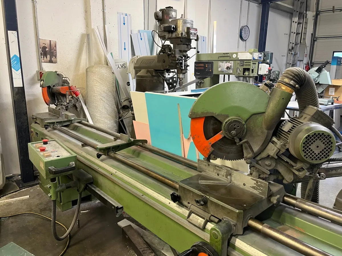 Double Mitre Saw - Image 2