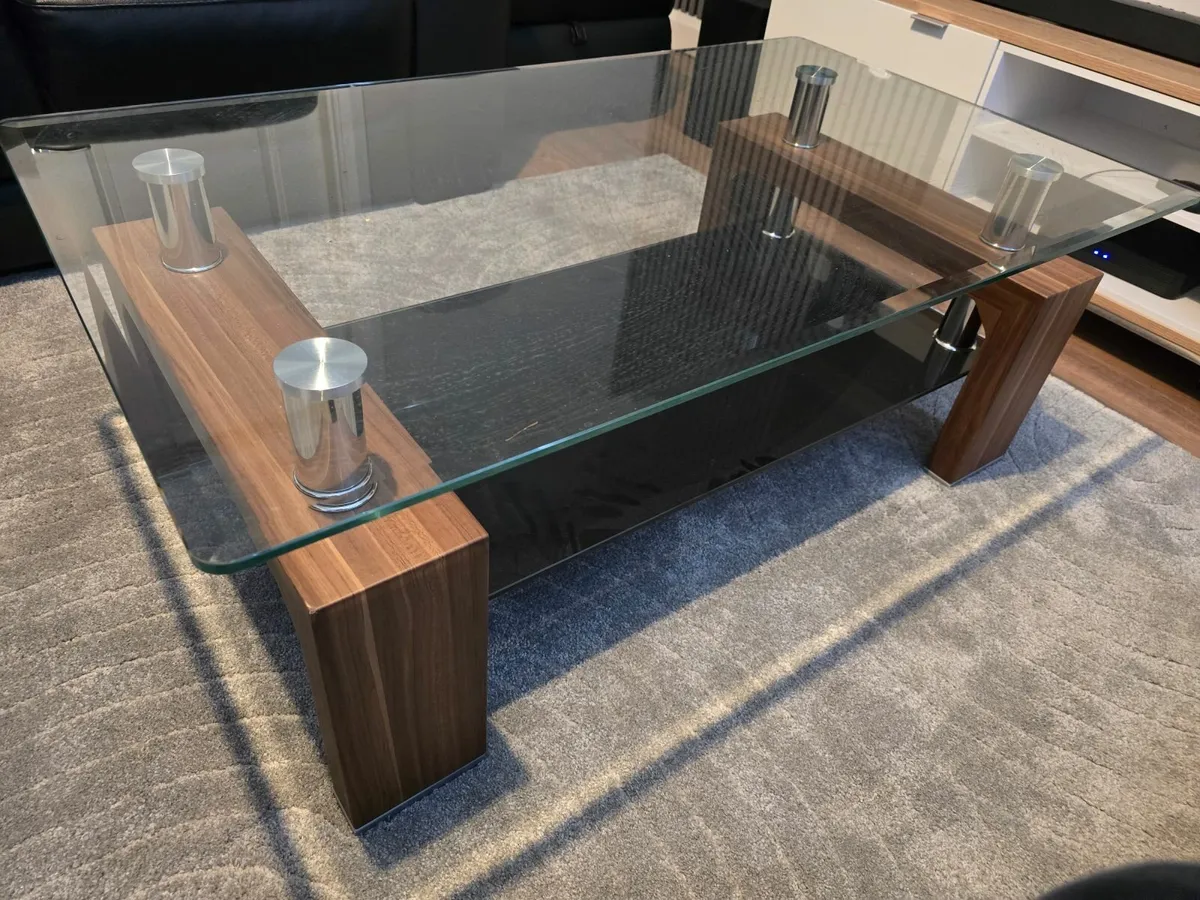 Coffee table and A side table - Image 4