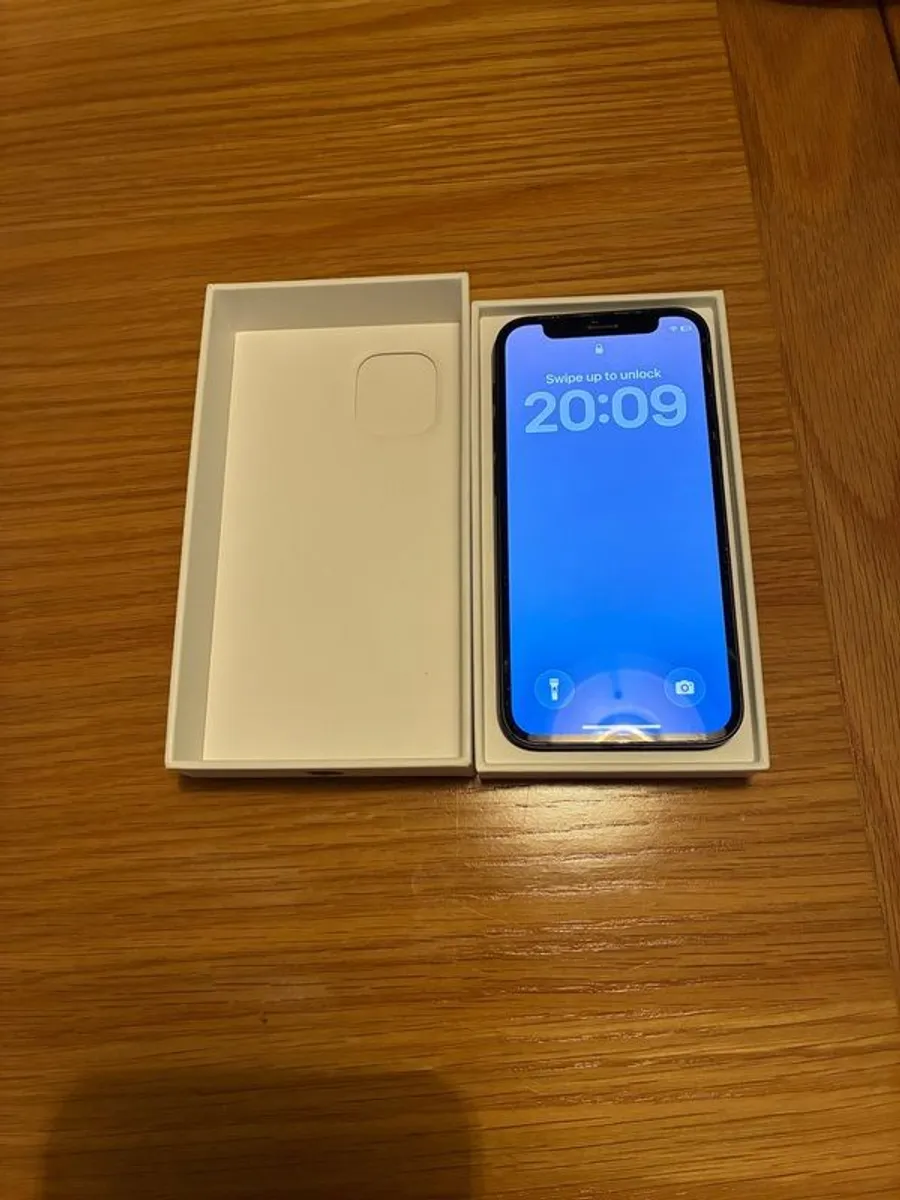 iPhone 12 Mini 128GB with accessories - Image 4