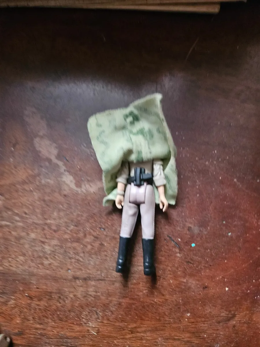 Vintage Star Wars ROTJ Leia Poncho - Image 2