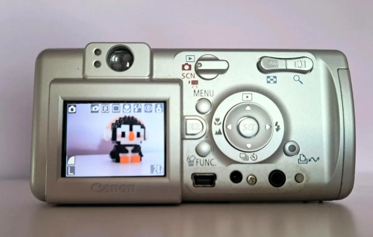 Canon Powershot A400 - Image 3