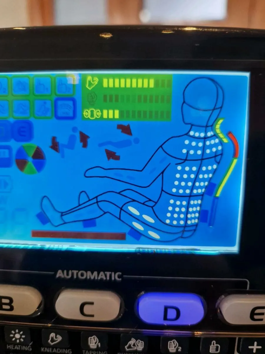 Full body luxury massage chair - Image 4