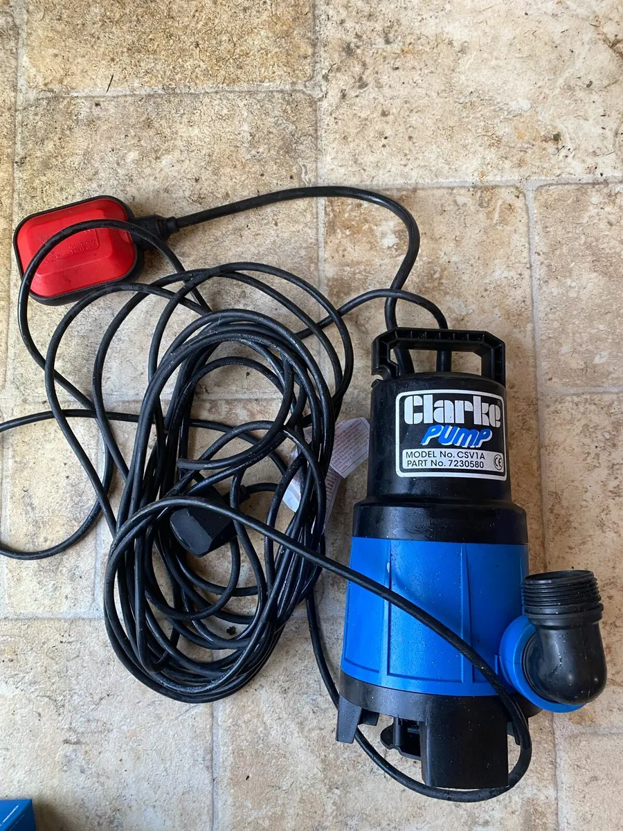 Clarke Submersible Pump – NEW – €50 - Image 3