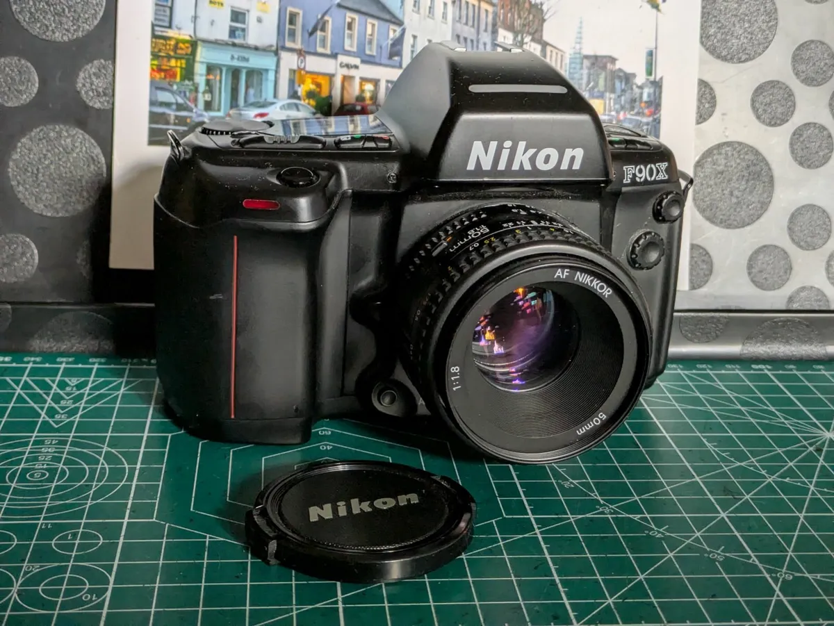 🎞️ Nikon F90X + AF Nikkor 50mm 1.8 💥 lens - Image 1