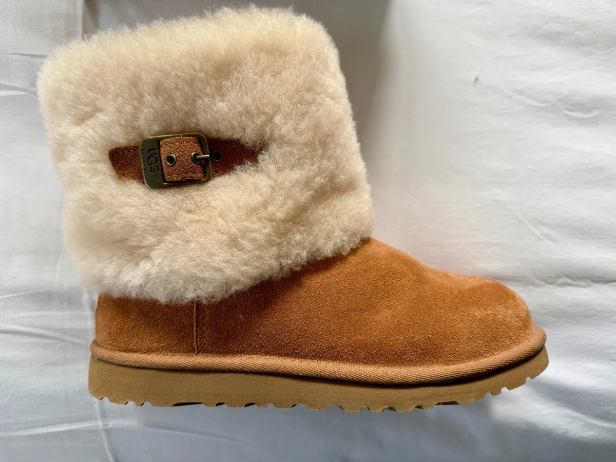 UGG BOOTS - Image 2