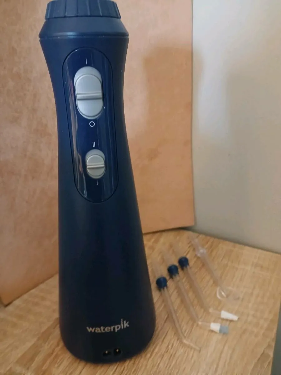 Waterpik  -  Water Flosser  handheld - Image 2