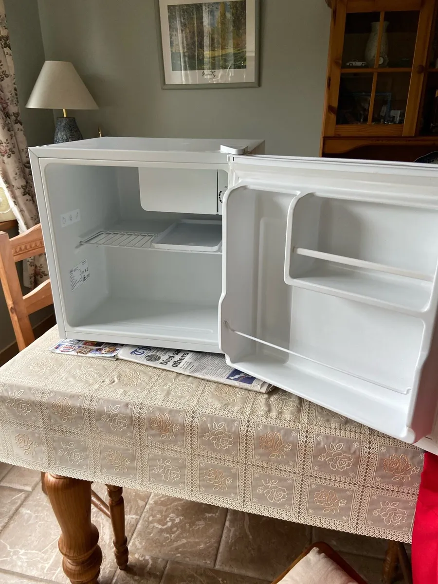 Belling. Table top. Fridge - Image 2