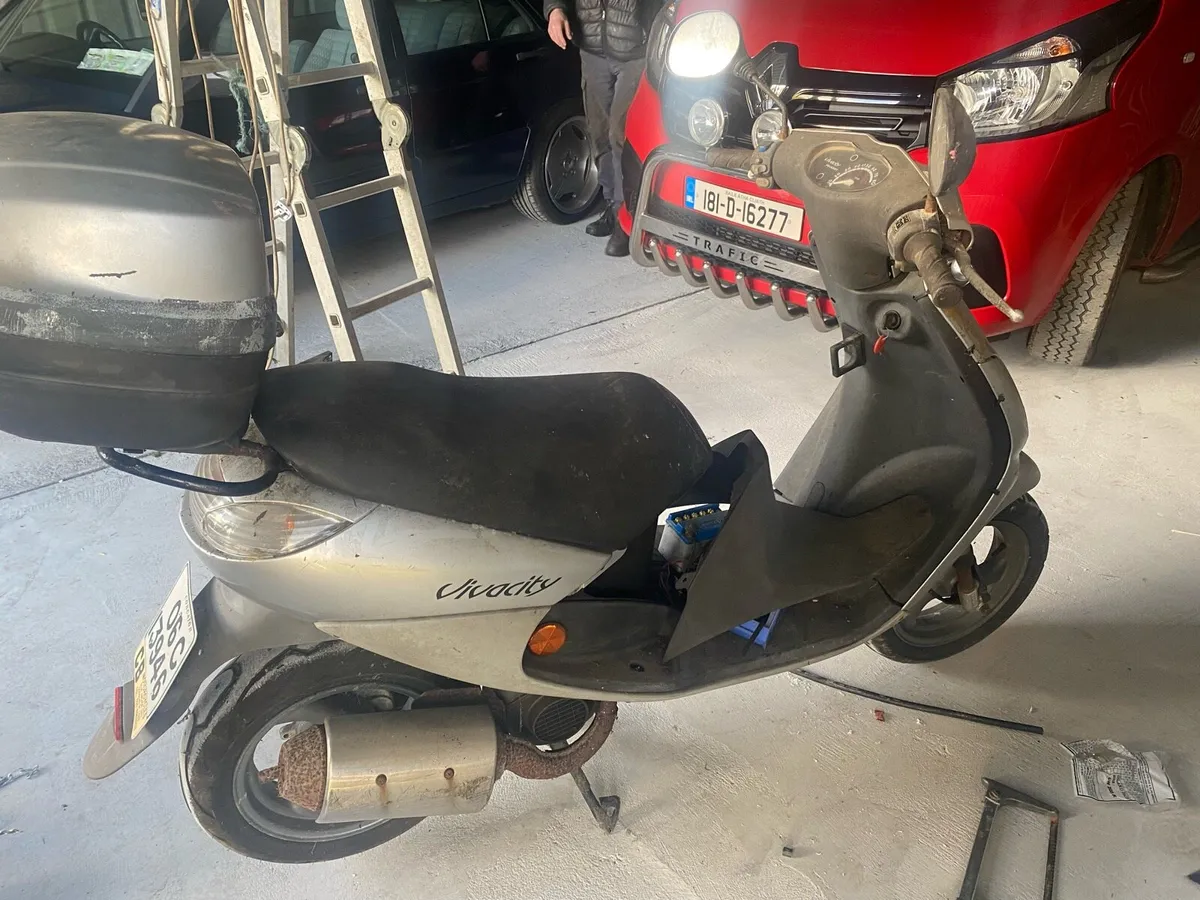 Peugeot 50cc - Image 1