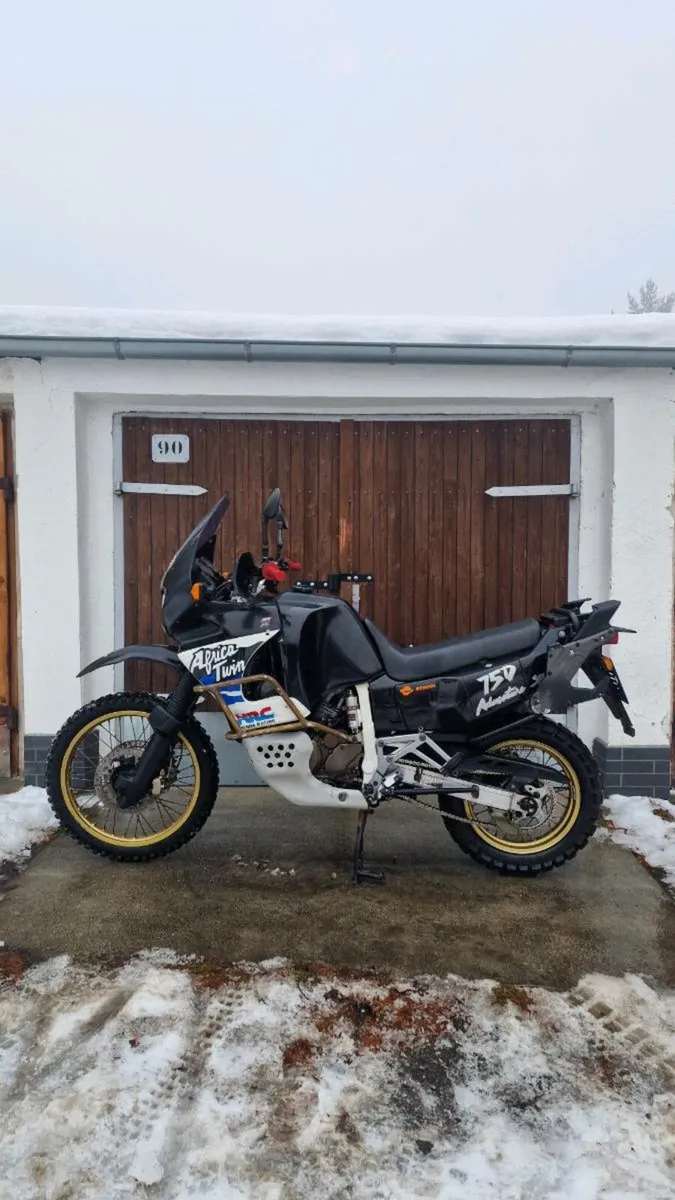Honda XRV750 Africatwin RD04 - Image 2