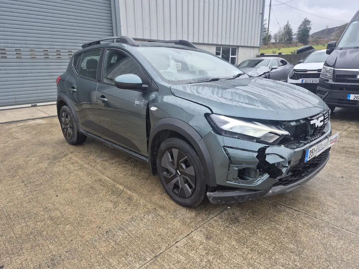 251 DACIA SANDERO STEPWAY EXPRESSION 1.0 TCE - Image 1