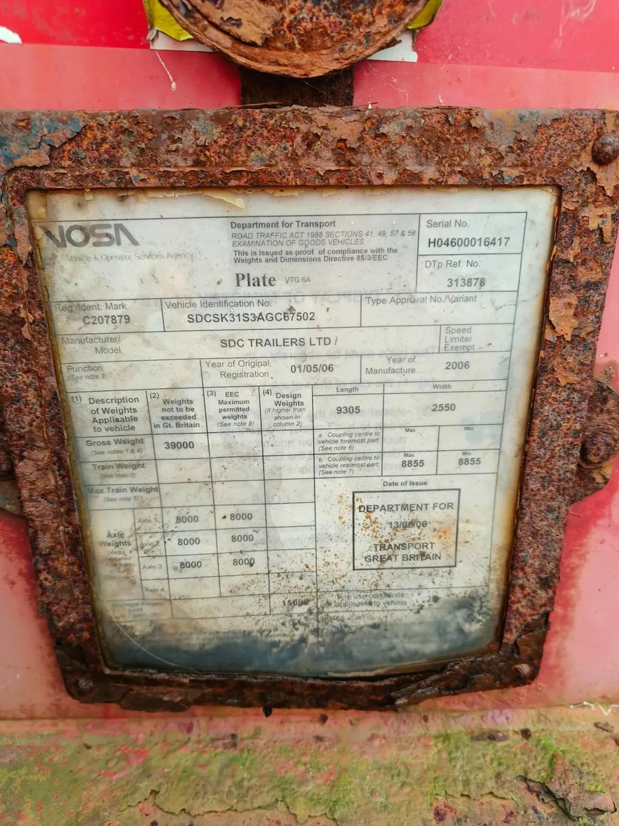 2006 30ft SDC Triple Axle Skeletal Trailer - Image 2