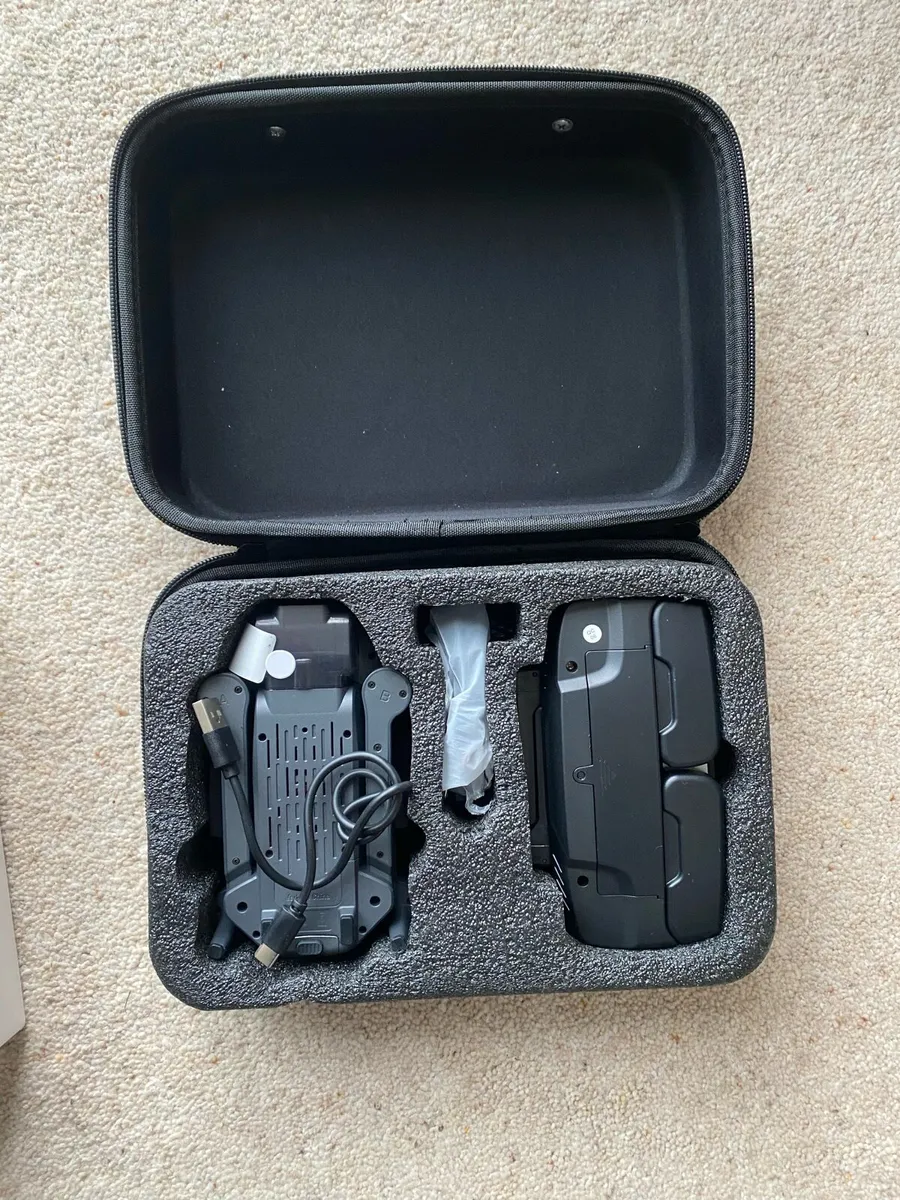 GPS Drone with Controller & Case – As New – €70 - Image 2