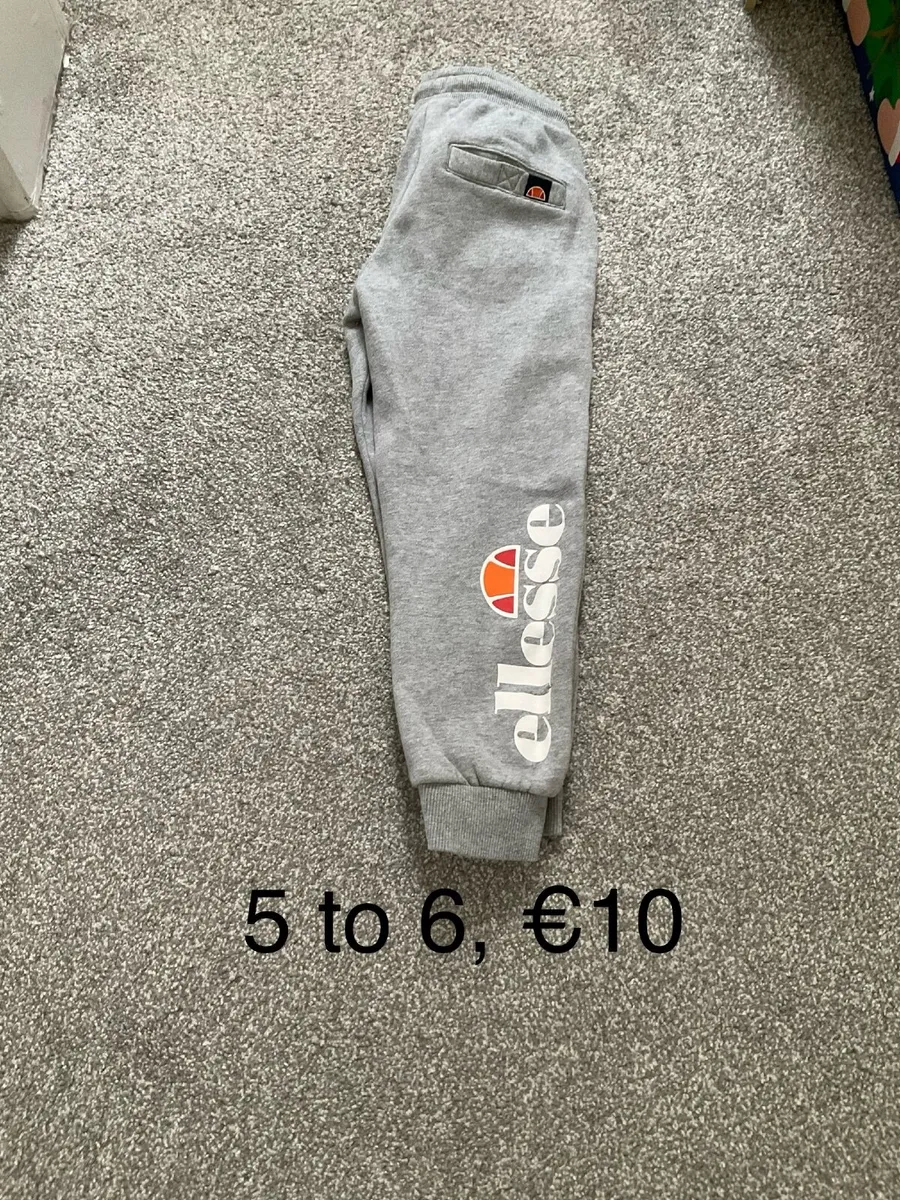 Ellesse tracksuit pants, 5 to 6 - Image 1