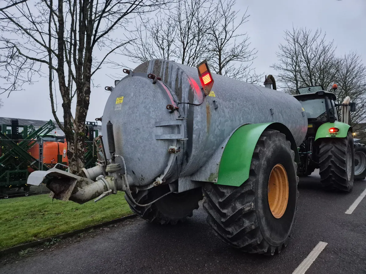 Rossmore 2200 slurry tank - Image 4