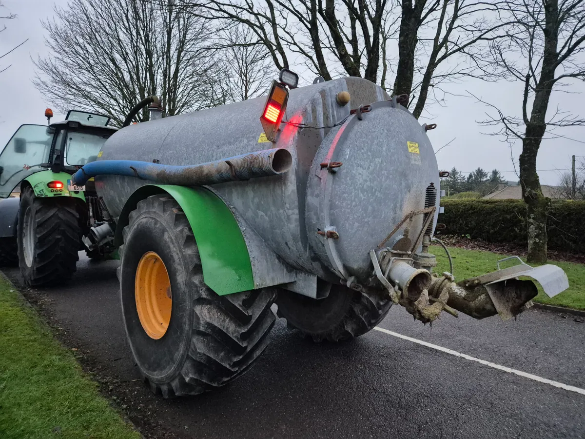 Rossmore 2200 slurry tank - Image 3