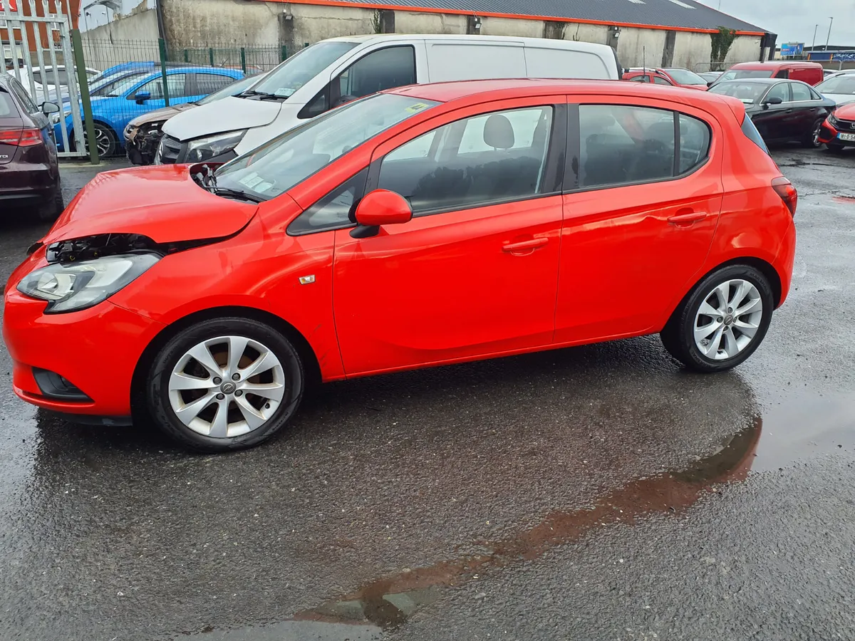 Opel corsa 2018 1.4 very light damage - Image 3