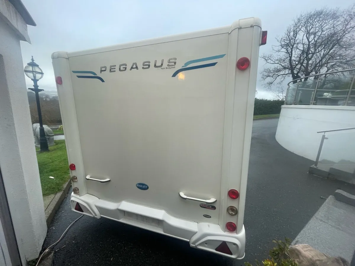 Tribel bunk 6 birth single axel - Image 3