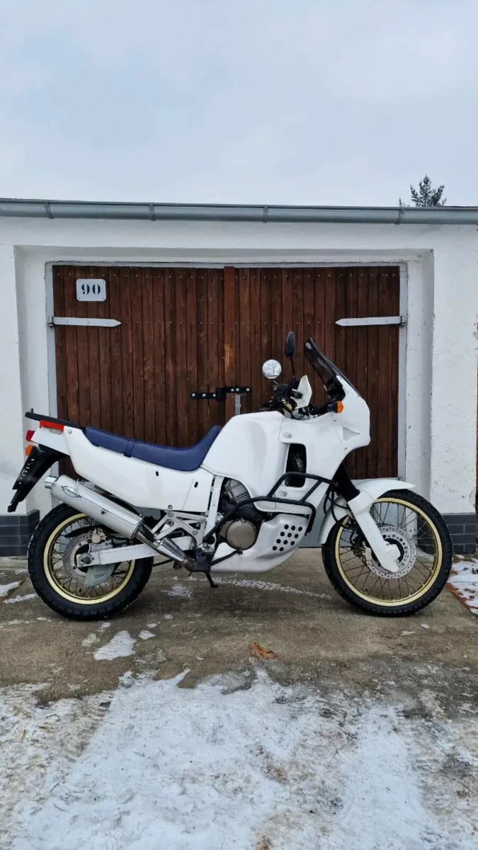 Honda XRV750 Africatwin RD04 - Image 1