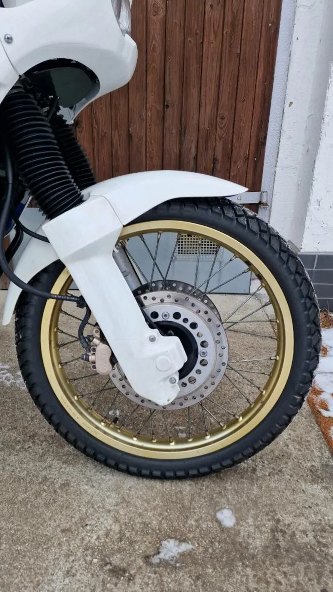 Honda XRV750 Africatwin RD04 - Image 3