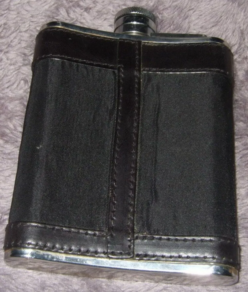 Vintage Harrods Hip Flask - Image 2