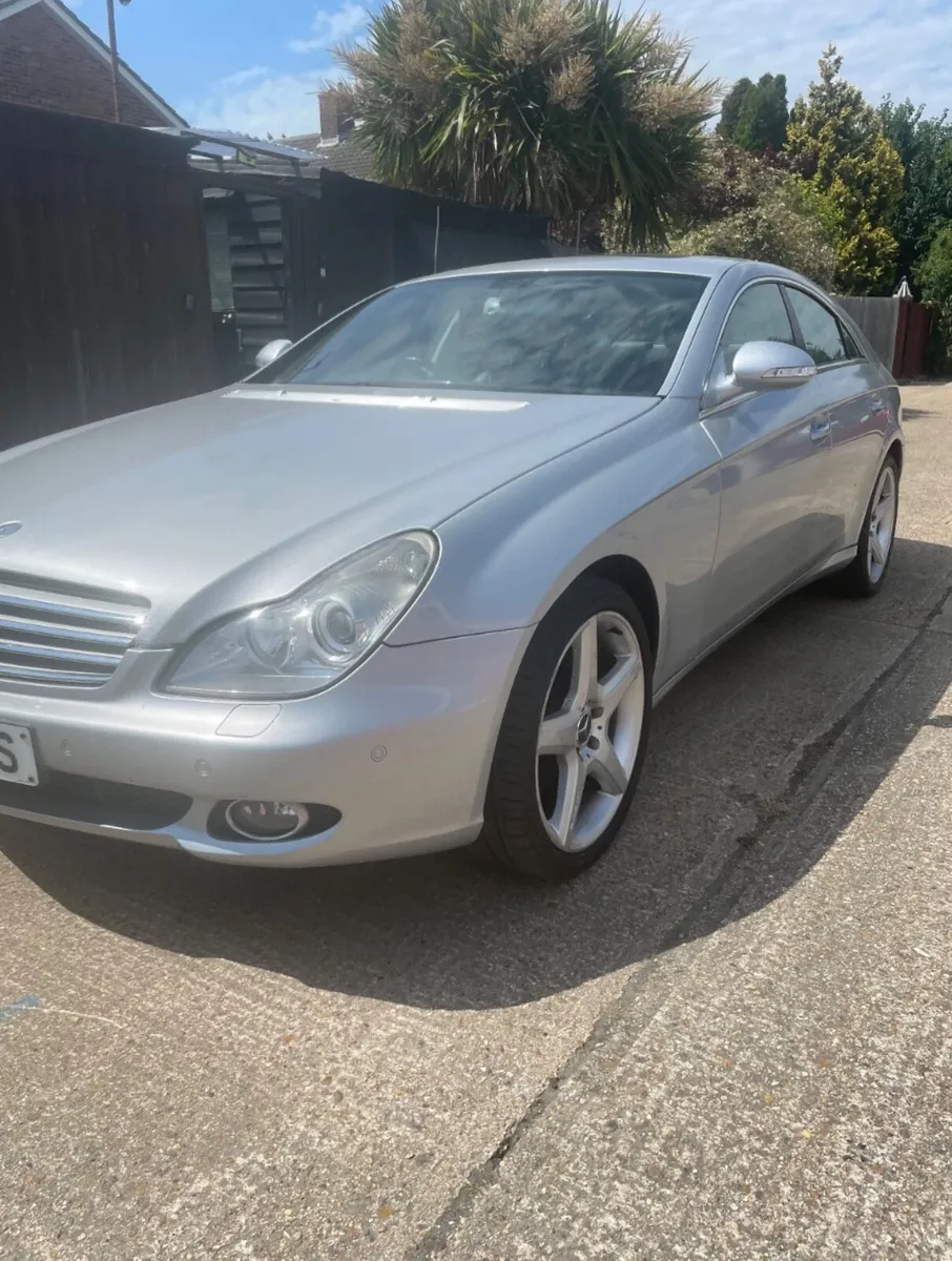 Mercedes CLS500 - Image 3