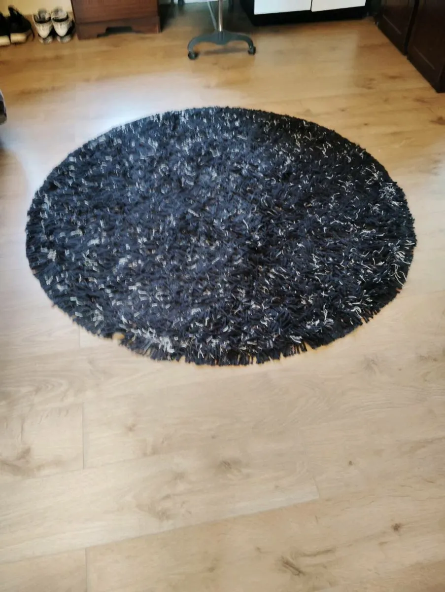 Rug.