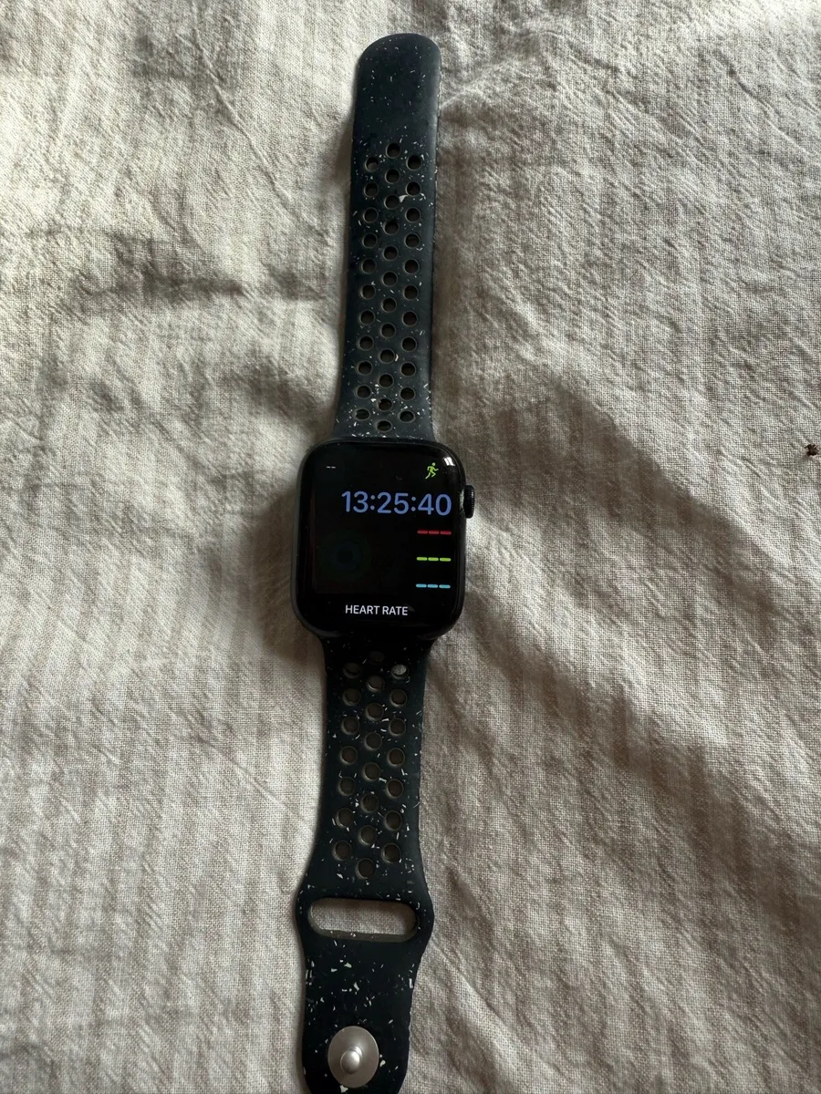 Apple Watch 9 series 45mm - Image 2