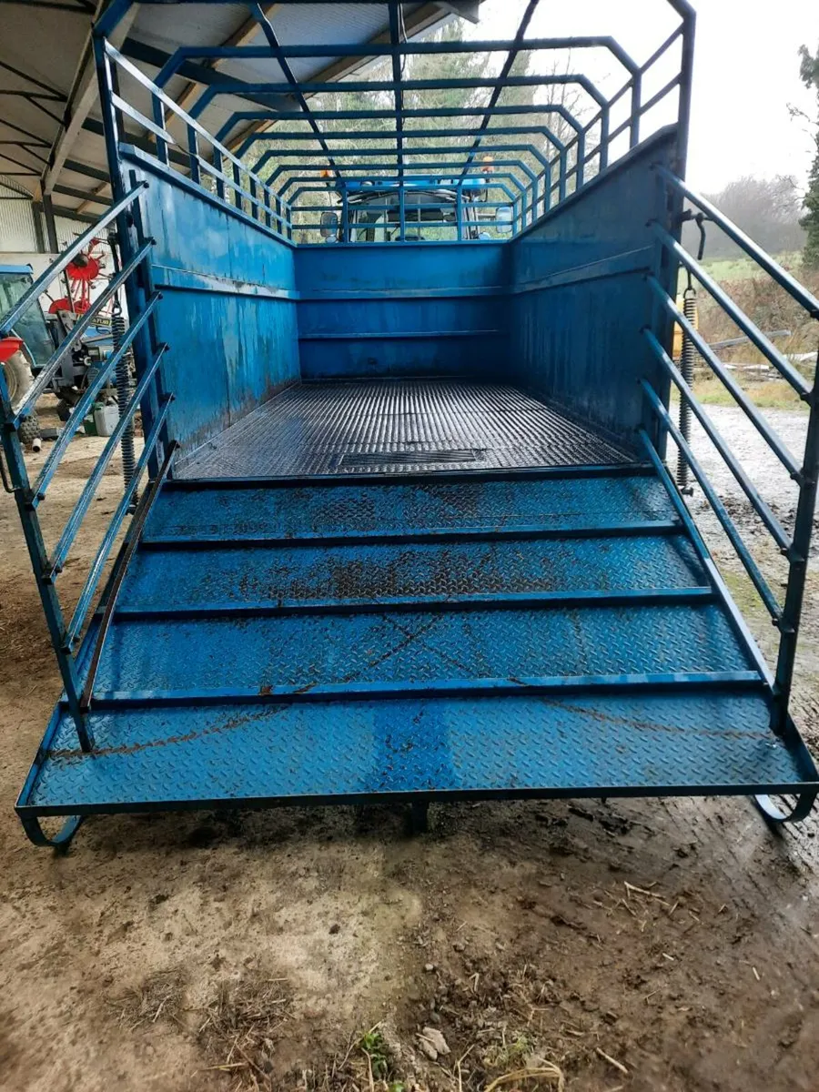 Cattle Trailer - Image 4