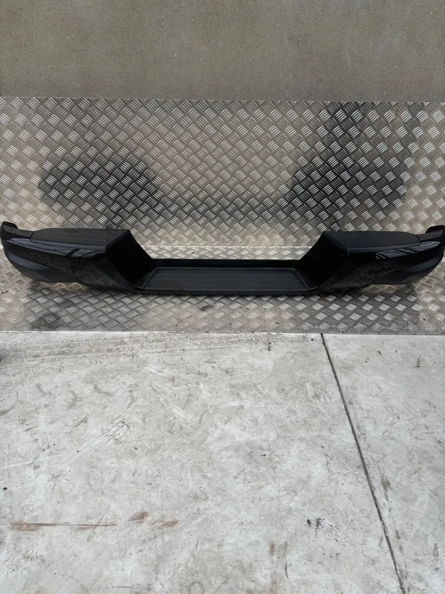 Mitsubishi L200 back bumper - Image 2