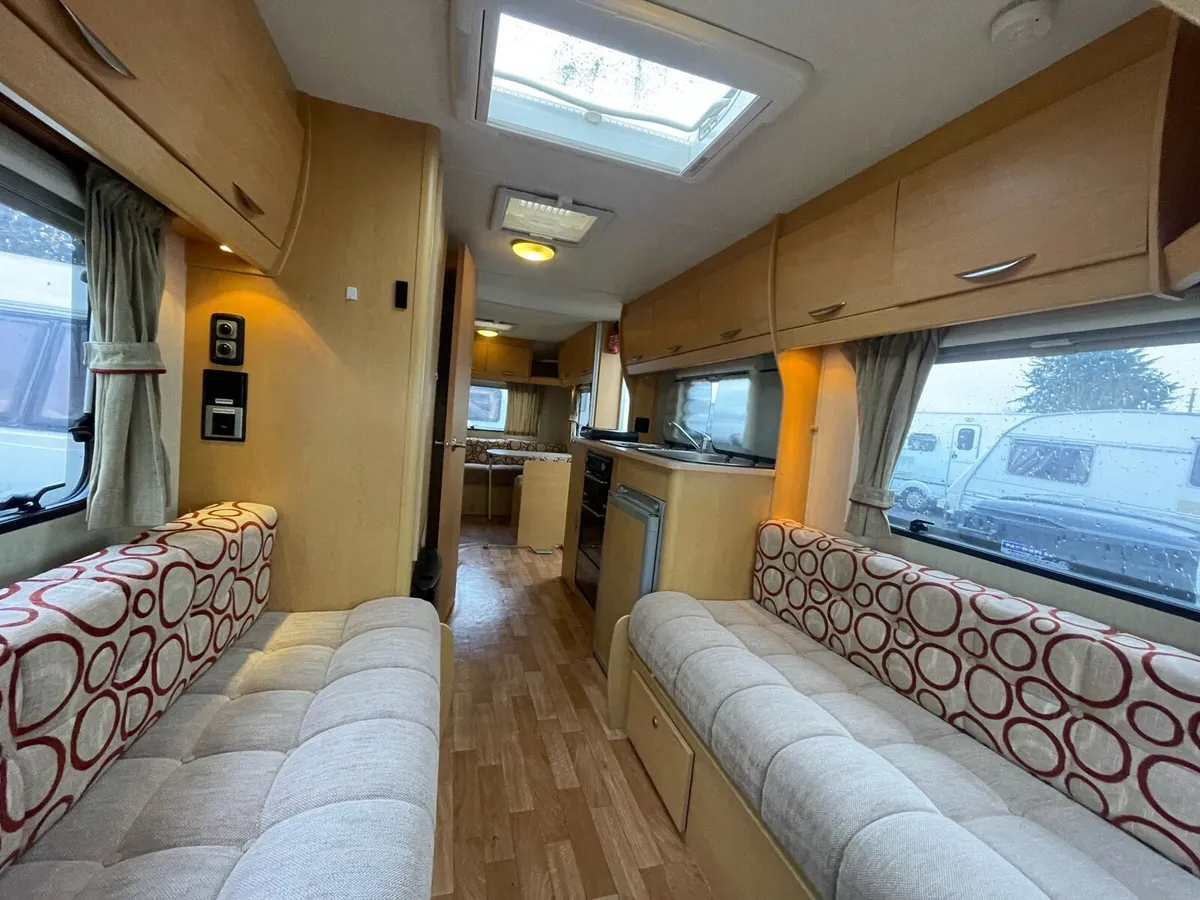 6 birth triple bunk bed caravan - Image 3