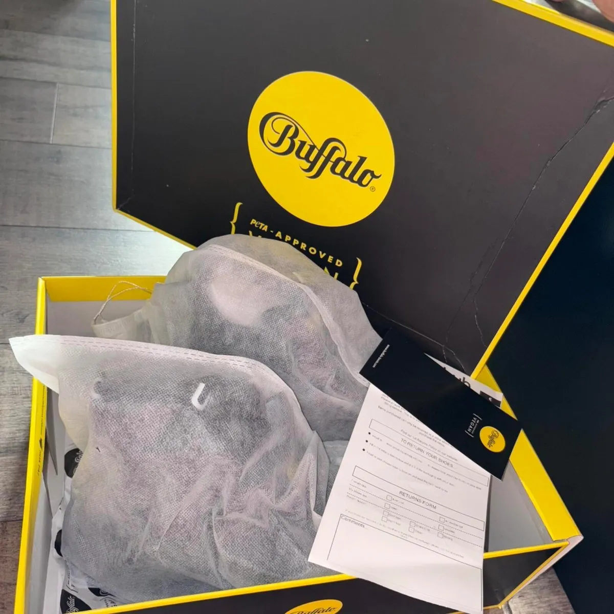 Buffalo London ASPHA NC MID Vegan Boots  Black 5/3 - Image 3