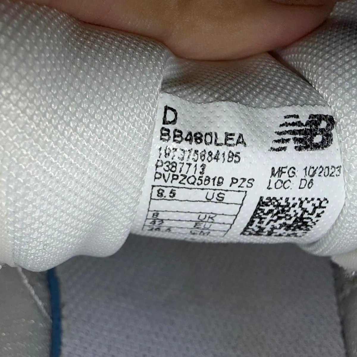 New Balance trainers Unisex Neutral beige suede 8 - Image 2