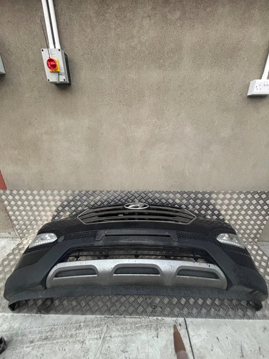 Hyundai Santa Fe Front Bumper - Image 2