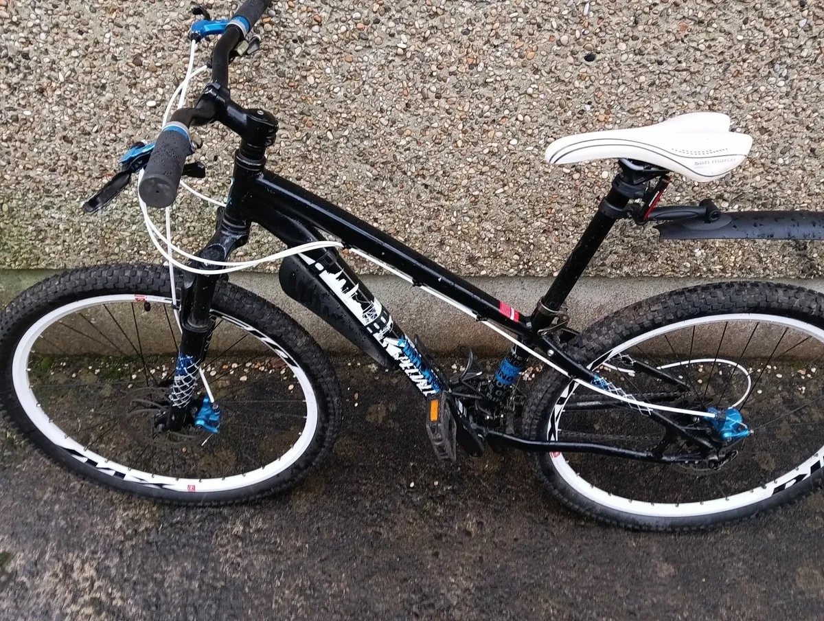 Specialized mountain bike - Image 1