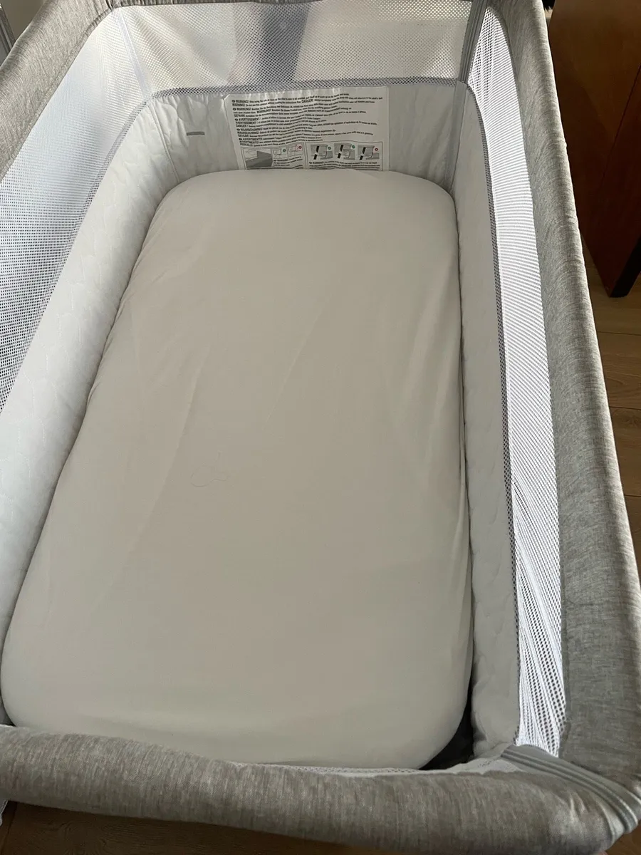 Bedside crib - Image 3