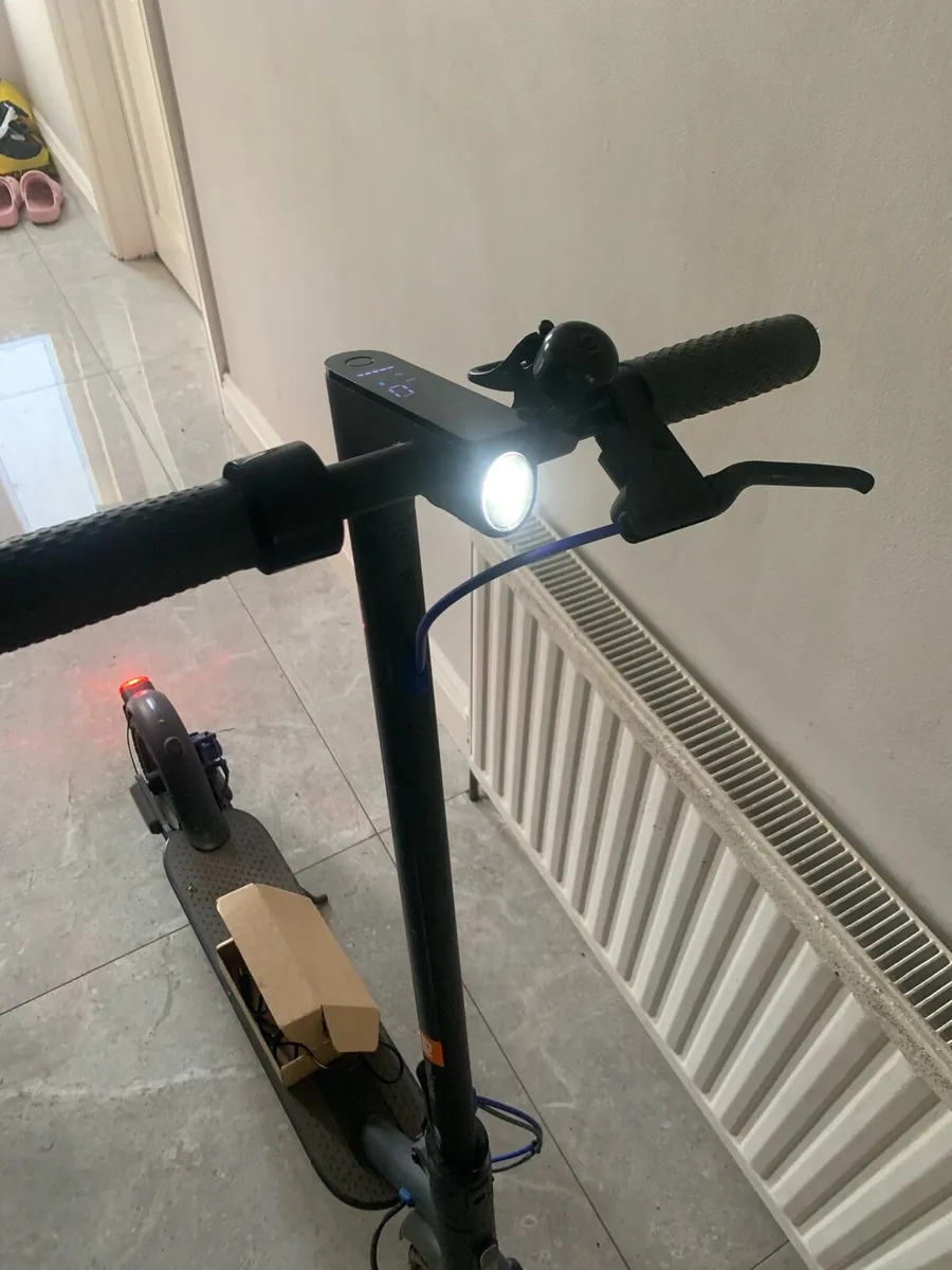 Electric scooter - Image 3