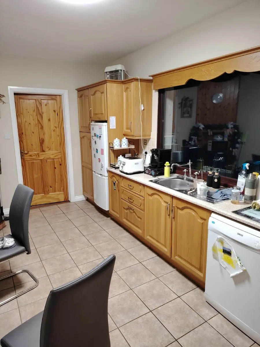 Kitchen For Sale. - Image 2
