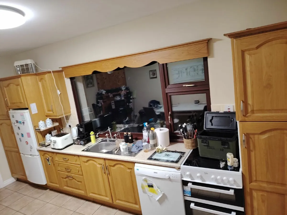 Kitchen For Sale. - Image 3