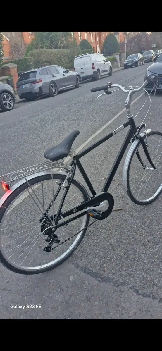 Adult Bicycle - Used only 3 times - (new) - Image 2