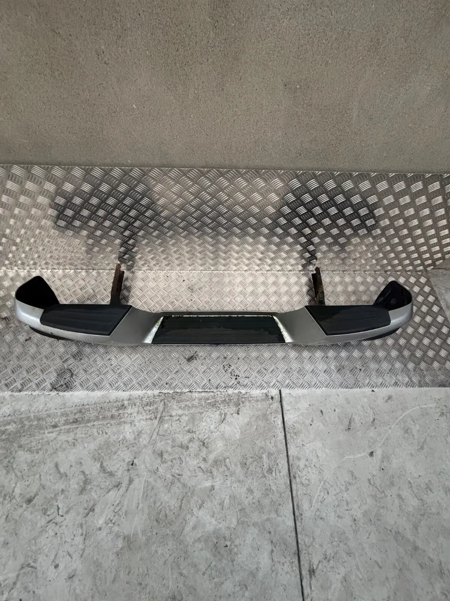 Mitsubishi L200 Back Bumper - Image 2