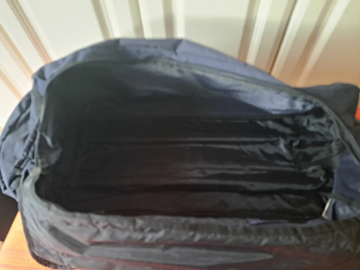 NAVY BLUE HOLDALL - Image 3