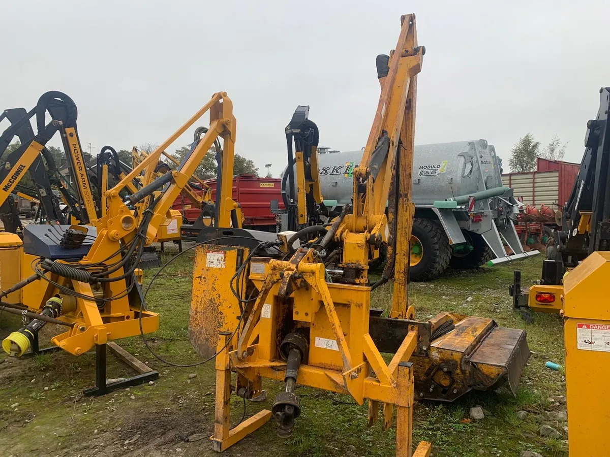 MCCONNEL PA59E HYREACH, 19' REACH - Image 4