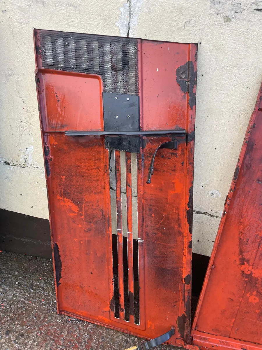 European FIAT 980 DT Panels - Image 2