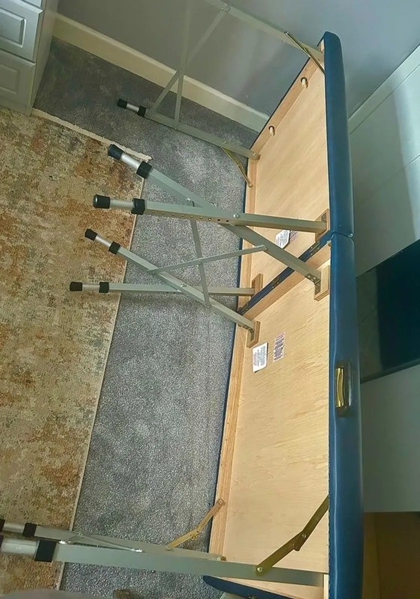 Massage Table - Image 2