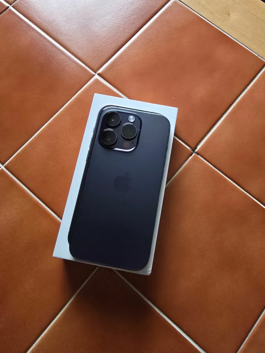 Iphone 14 pro, 128GB, Purple - Image 2