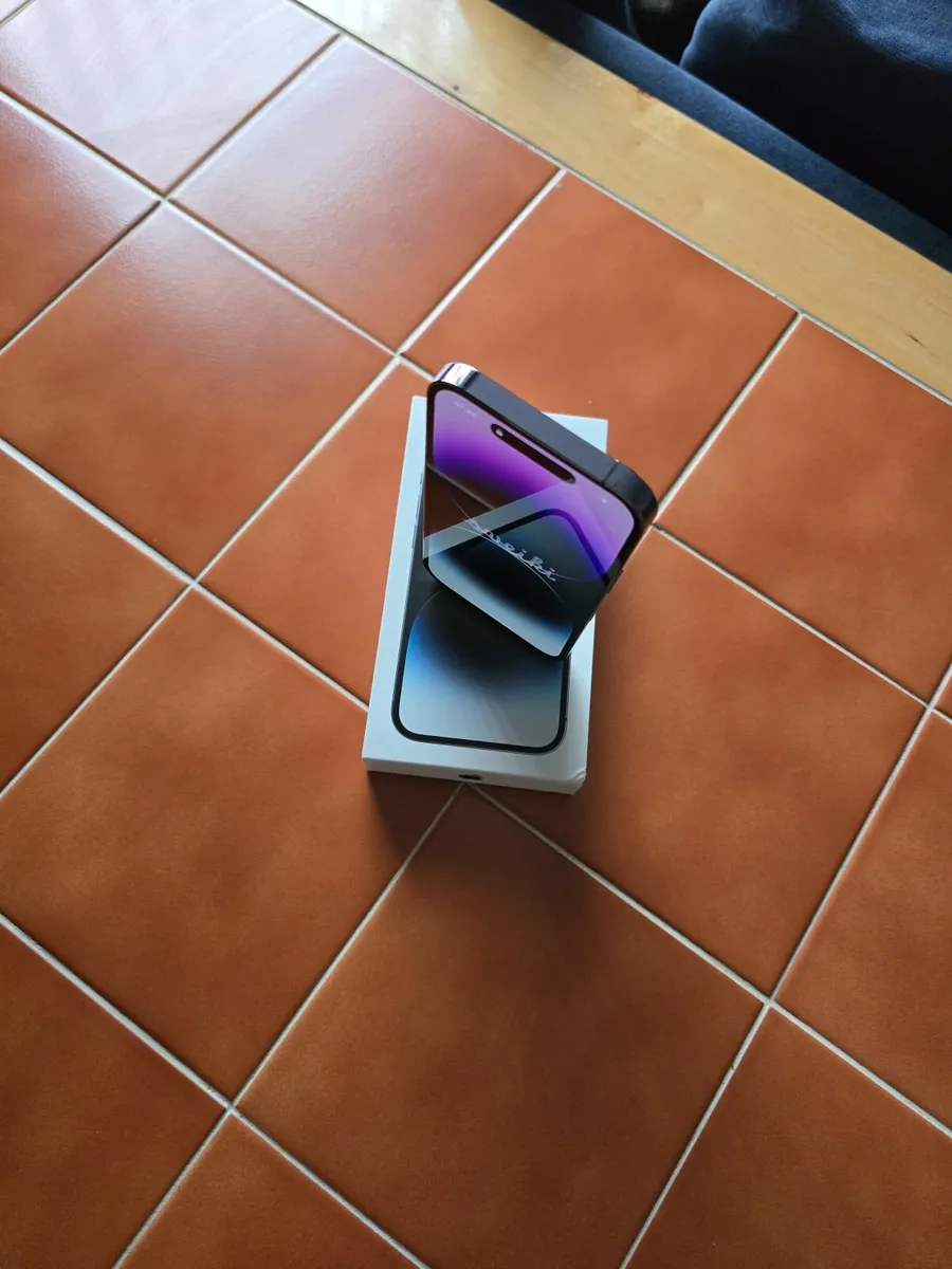 Iphone 14 pro, 128GB, Purple - Image 4