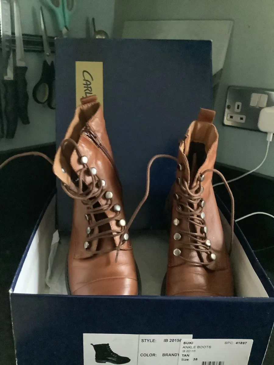 Ladies ankle boots (Amy Huberman and Carl Scarpa) - Image 3